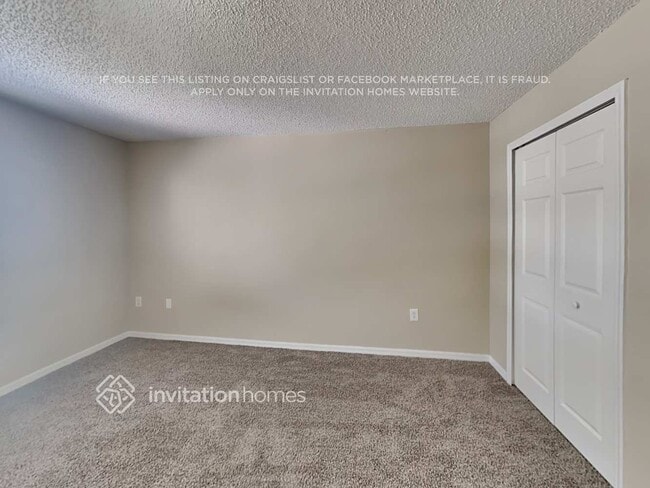 Foto del edificio - 5728 Oakwood Knoll Dr