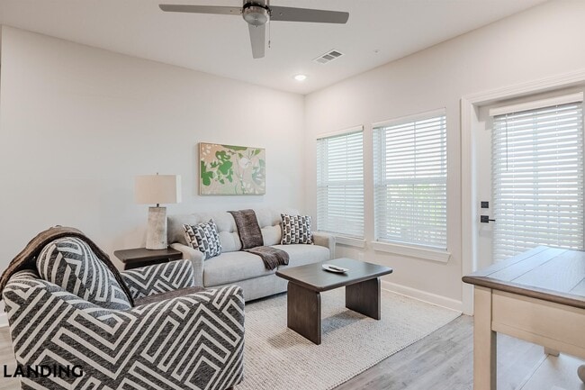 Building Photo - 5001 Willowgate Loop