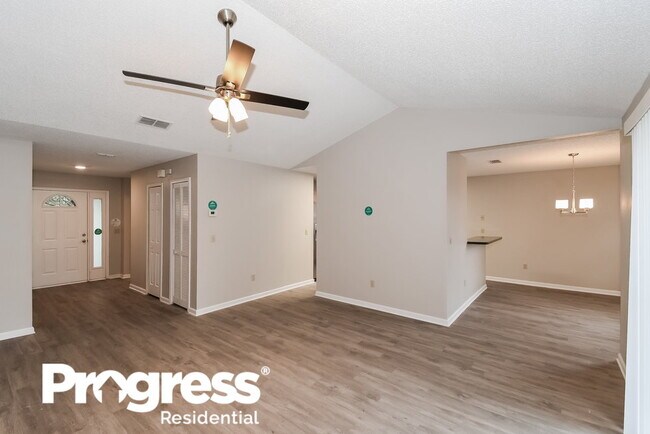 Foto del edificio - 7851 Pepper Cir W