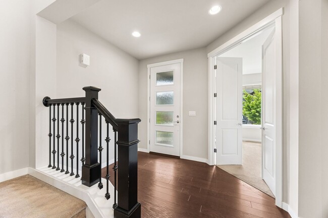 Foto del edificio - Perfect and Picturesque and Furnished!