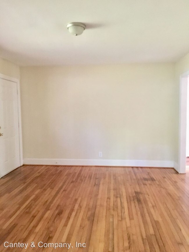 Building Photo - 3 br, 1 bath House - 2514 Putnam Street