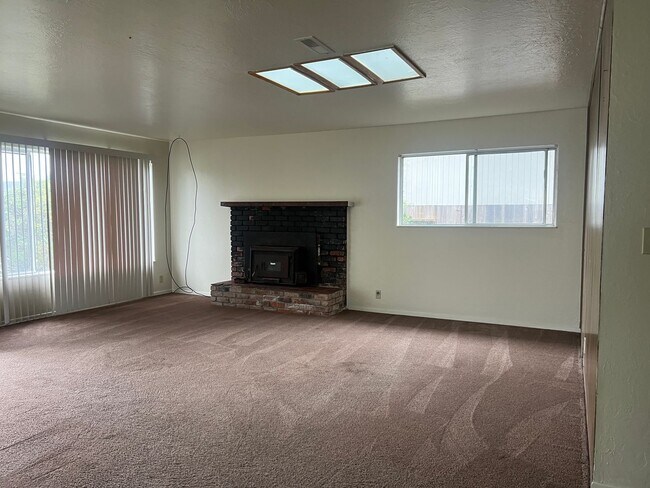 Foto del edificio - Arcata House Tier 2 *Half off first Months Rent*