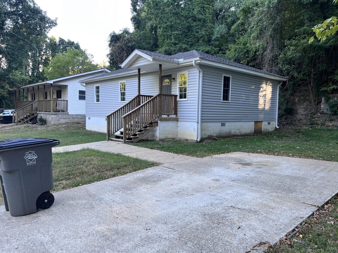 327 Cedar St, Hot Springs, AR 71901 House Rental in Hot Springs, AR