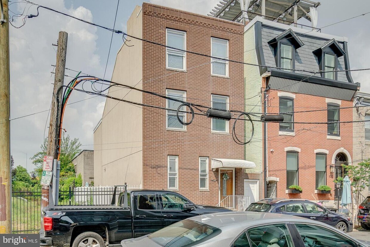Foto principal - 1030 Marlborough St