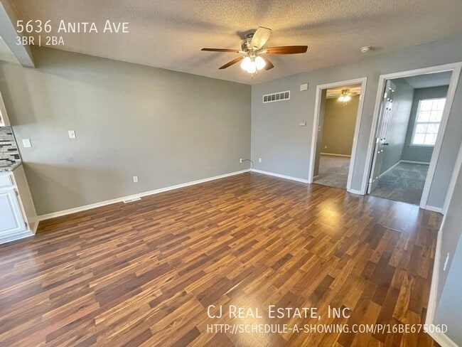 Building Photo - 5636 NW Anita Ave