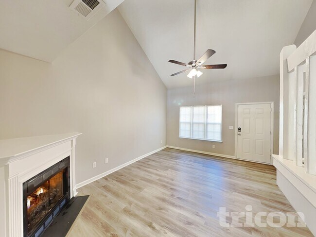 Foto del edificio - 12360 Hennigan Pl Ln