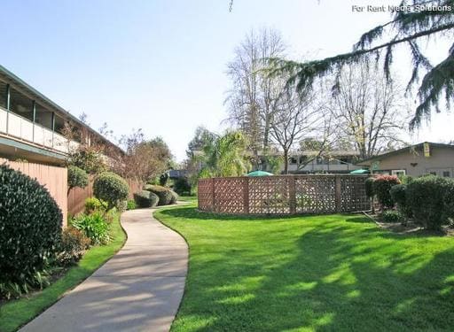 Building Photo - 375 Mcrae Way