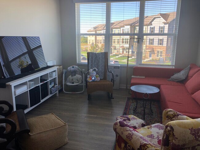 Foto del edificio - 5811 White Lake Ln