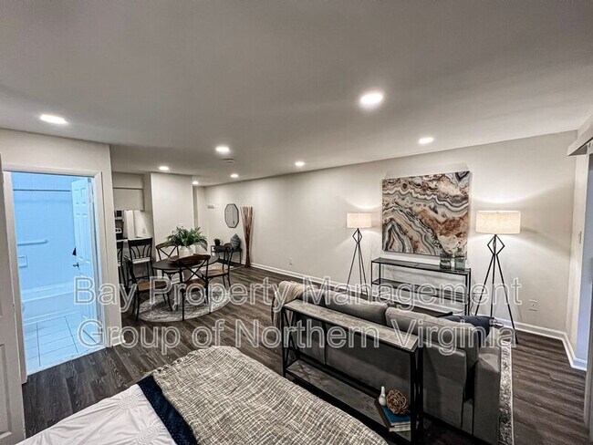 Foto del edificio - 1020 N Stafford St