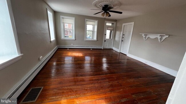 Foto del edificio - 135 Hoffmansville Rd