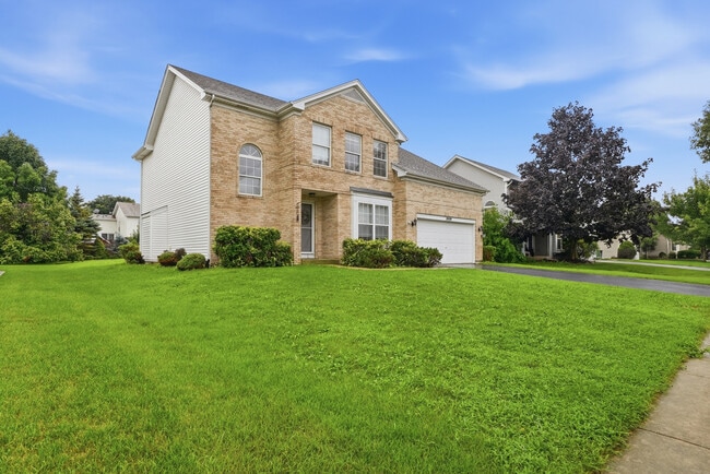Building Photo - 1909 Havenhill Dr
