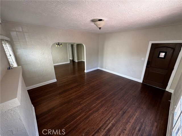 Building Photo - 336 N Stanley Ave