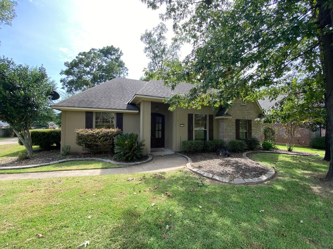 Foto principal - Exceptional Home In Forest Hill's in Haugh...