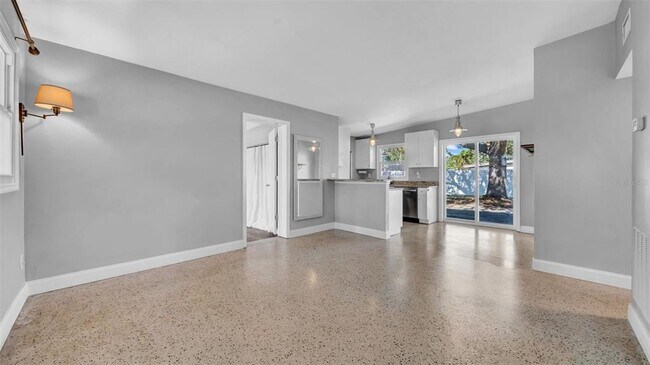 Foto del edificio - 5601 Cedar St NE