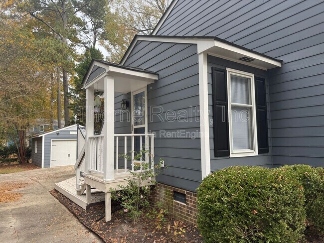 Foto del edificio - 1508 Treetop Ln