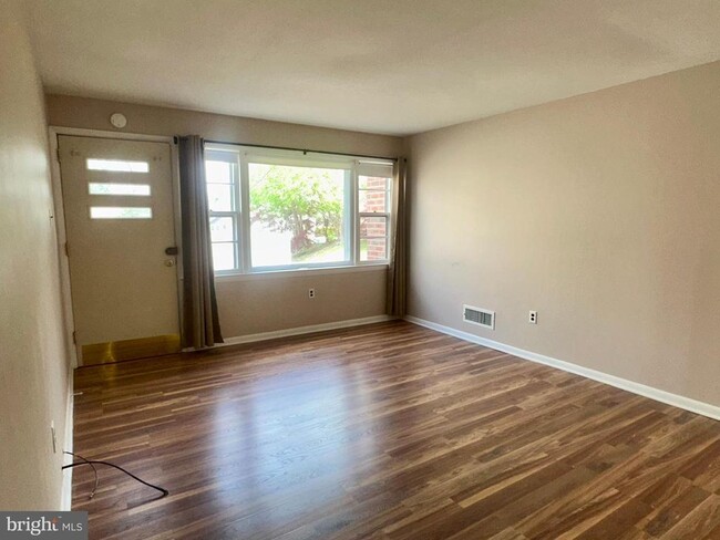Foto del edificio - 117 Elm Ave