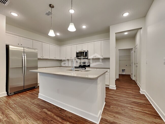 Building Photo - 2957 Rolling Acrs Rd