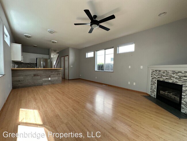 Building Photo - 3 br, 2.5 bath House - 4338 NE 69th Avenue