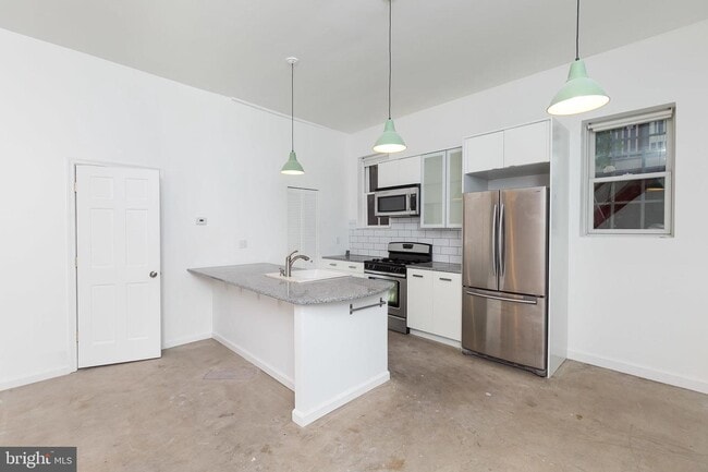 Building Photo - 307 Mosher St