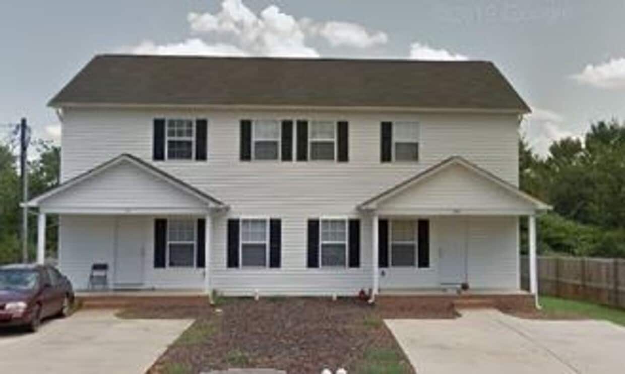 Primary Photo - Landis Duplexes