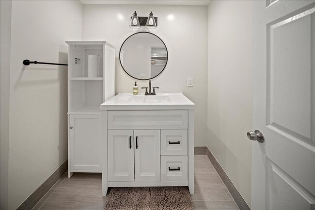 Foto del edificio - 272 W Carmel Valley Rd