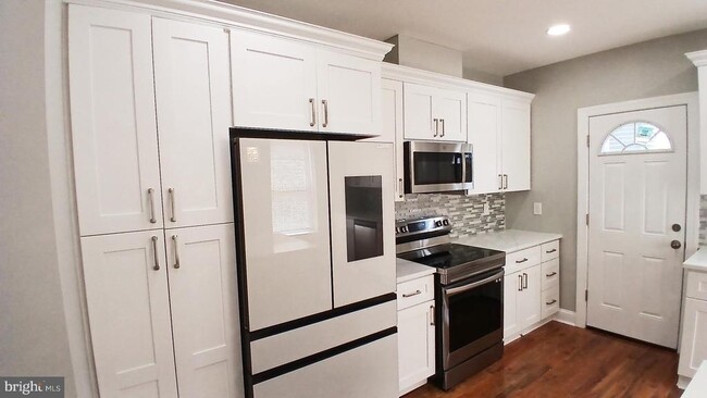 Building Photo - 1643 N 56th St