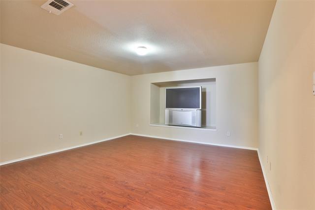 Foto del edificio - 3108 Kennedy Dr