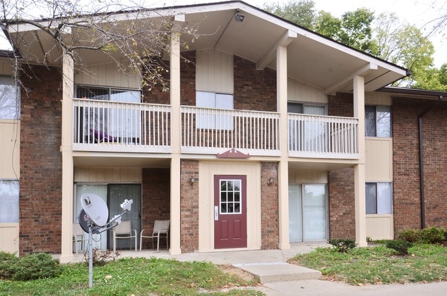 Building Photo - The Cedars Apartment Homes