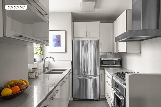 Foto del edificio - 255 E 49th St