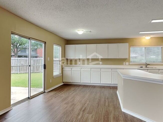 Building Photo - 12206 Rosedown Ln
