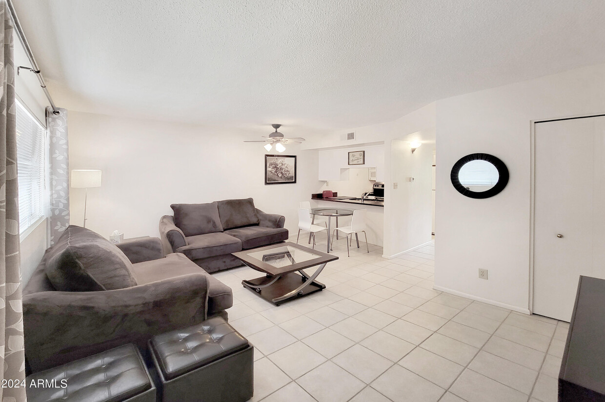 Primary Photo - 7436 E Chaparral Rd