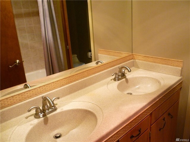 Foto del edificio - 320 89th St SE