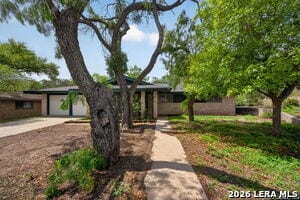 Building Photo - 3743 Newrock Dr