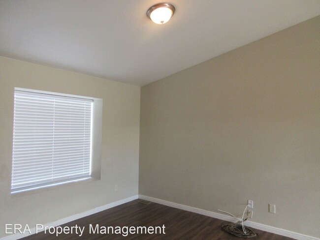 Building Photo - 3 br, 2 bath House - 322 E Cobblecreek Dr