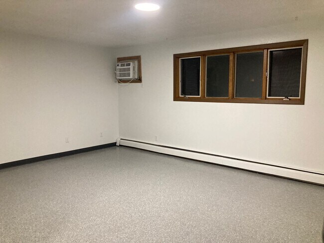 Foto del edificio - 201 1st Ave NE