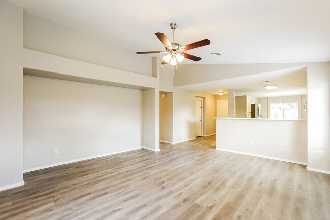 Foto del edificio - 1607 W Nancy Ln