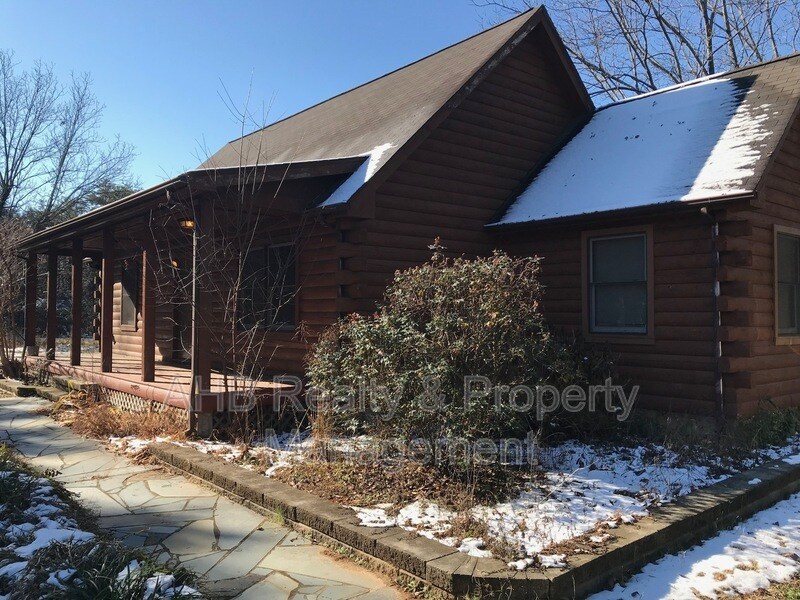 Foto principal - 414 Hoover Rd