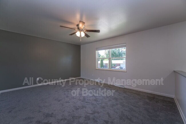 Foto del edificio - 1542 Lamplighter Dr