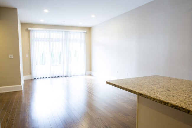 Foto del edificio - 375 Market St