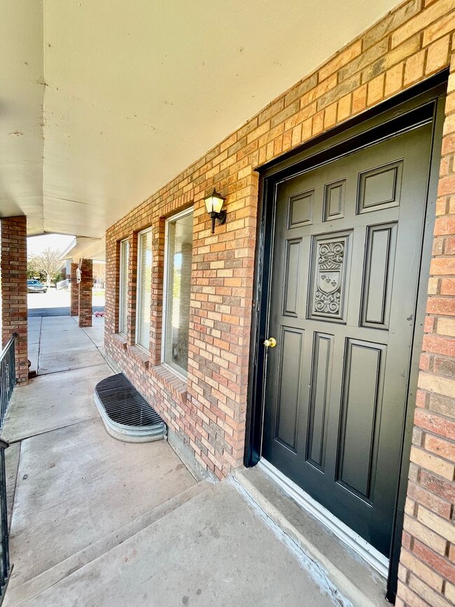 Foto del edificio - 3-BR Duplex with 2-Car Garage in Santa Clara