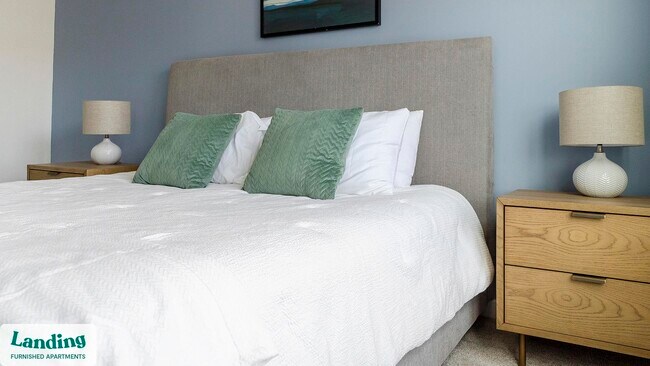 Foto del edificio - 650 N Main St