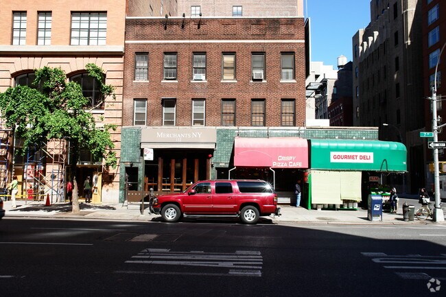 Foto del edificio - 112-116 7th Ave