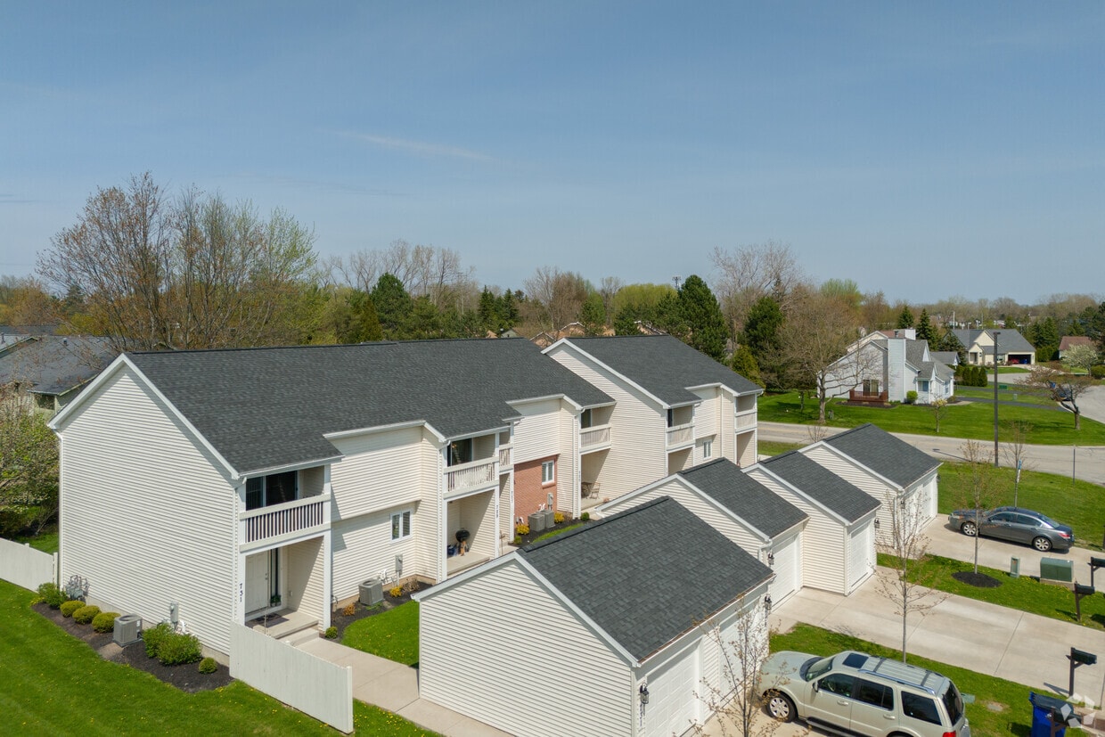 721 Robin Rd - Robin Road Townhouses