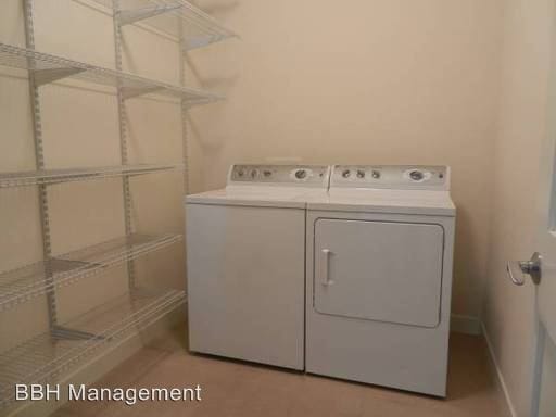 Building Photo - 4910 W 77th St