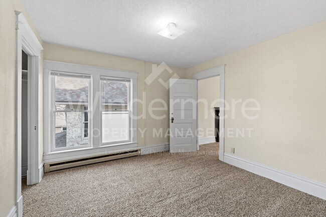 Foto del edificio - 1122 S Walnut St