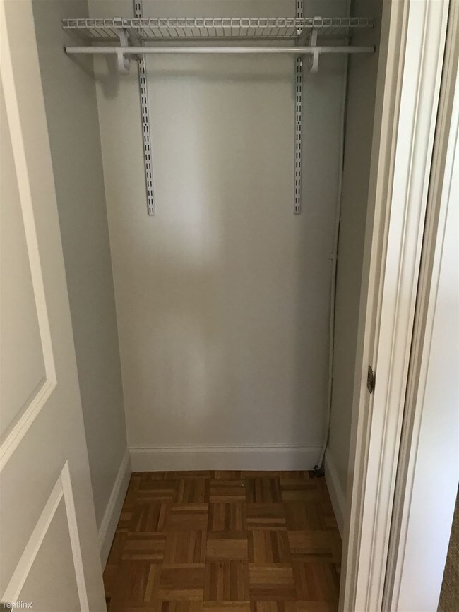 Building Photo - 1 br, 1 bath  - 14 Haviland St