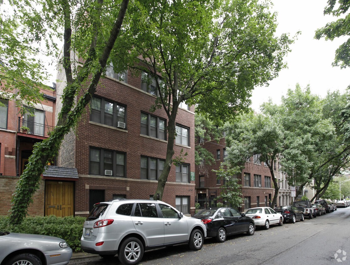 The Edward Apartments - The Edward
