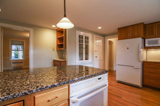 Foto del edificio - 192 Caleb St