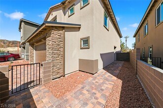 Building Photo - 1752 Strada Nathan