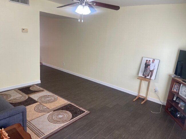 Foto del edificio - 3840 N 43rd Ave